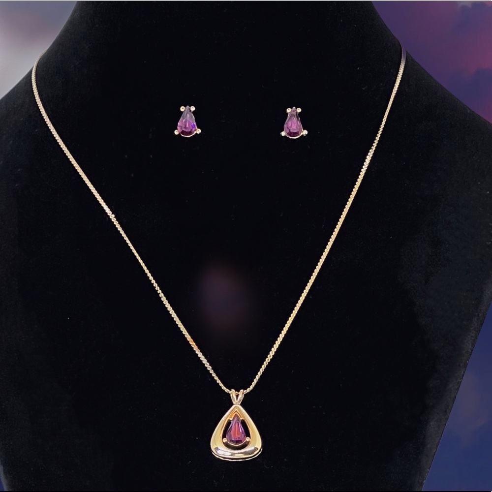 Vintage AVON Teardrop Amethyst Necklace & Earrings - Picture 3 of 4